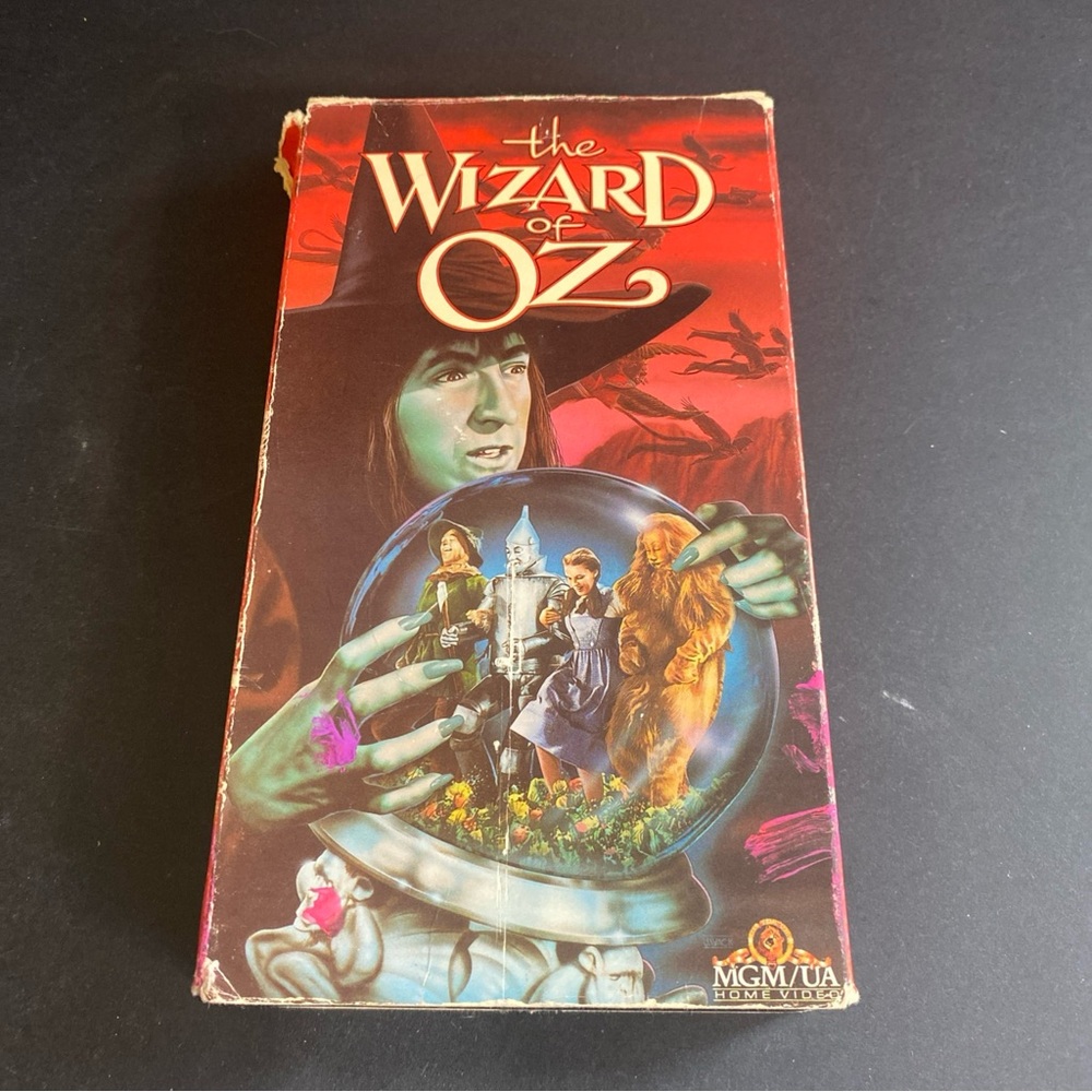 The Wizard of Oz VHS 1988 Collectible Wicked Witch Red Cover Release‎ Classic